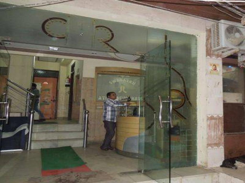 Hotel Hans International New Delhi Bagian luar foto